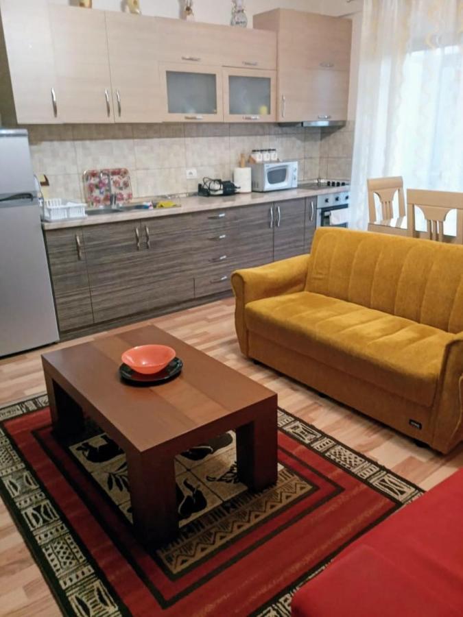 Silver Apartament Korce Eksteriør bilde