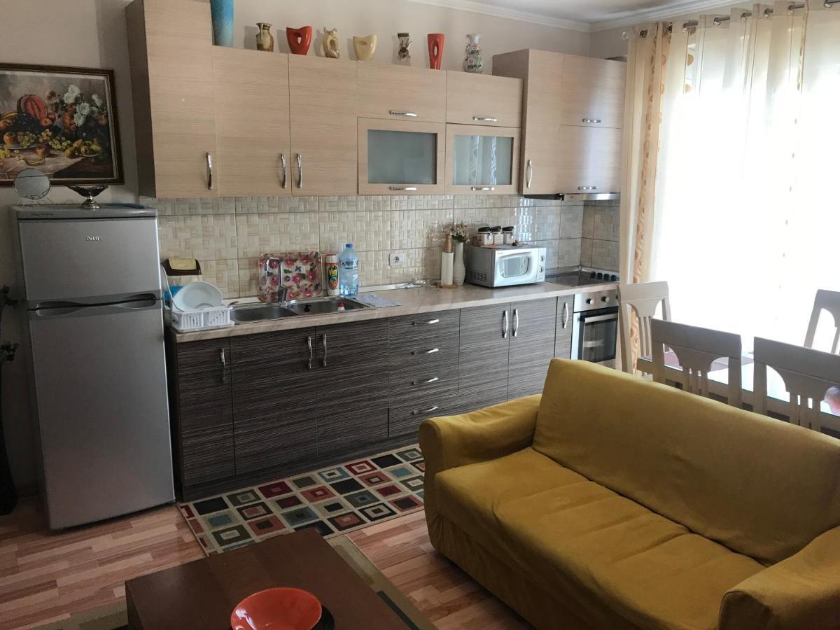 Silver Apartament Korce Eksteriør bilde